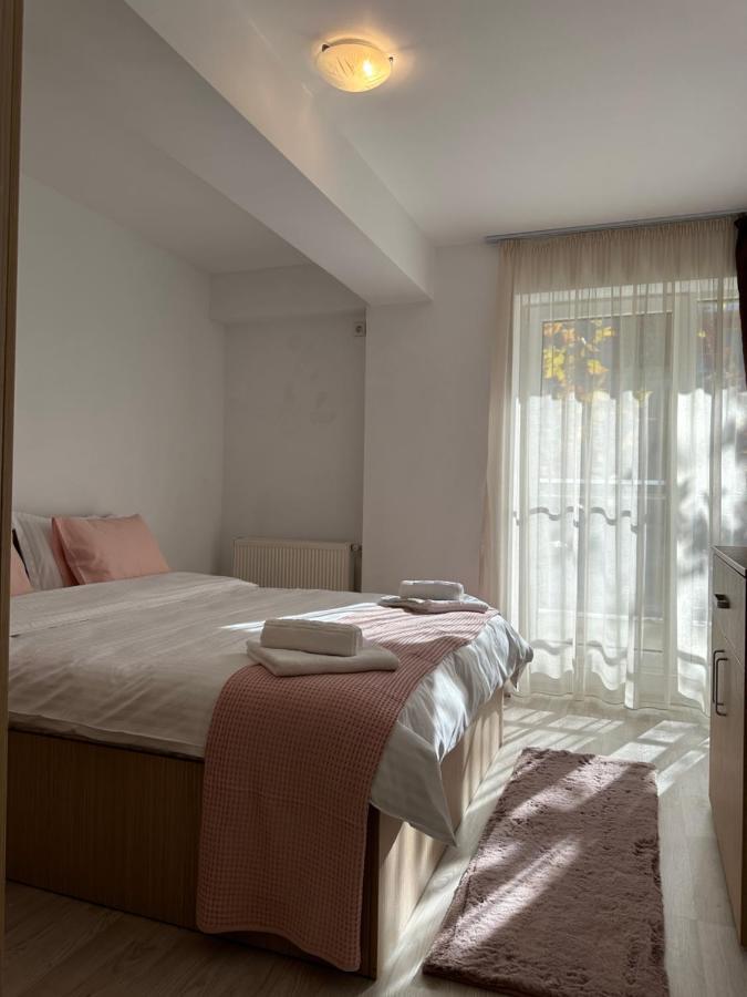 Fly Airport Residences & Therme-Self Check-In Otopeni Eksteriør billede