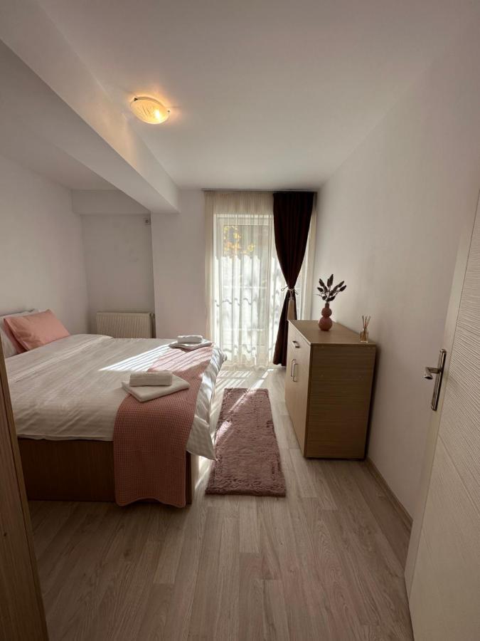 Fly Airport Residences & Therme-Self Check-In Otopeni Eksteriør billede