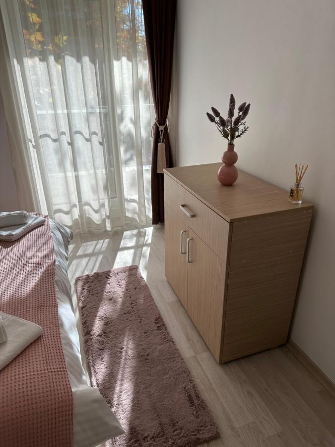 Fly Airport Residences & Therme-Self Check-In Otopeni Eksteriør billede